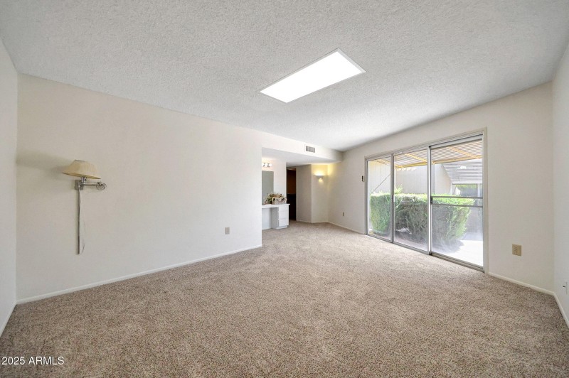 Guest Bedroom w/private entrance