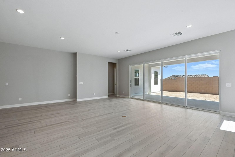 6-web-or-mls-Middlebury-6