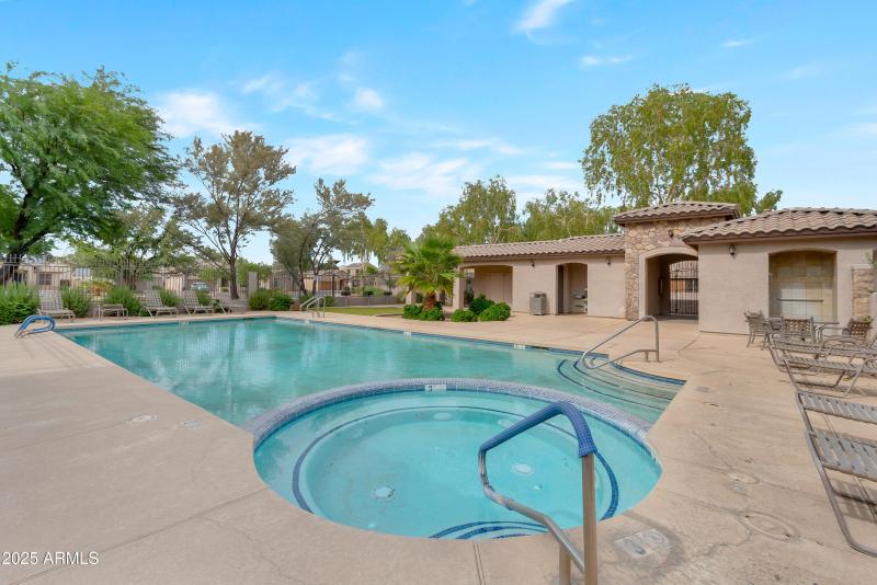 Community Pool & Spa