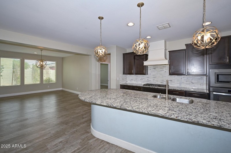 Kitchen-Breakfast Room2