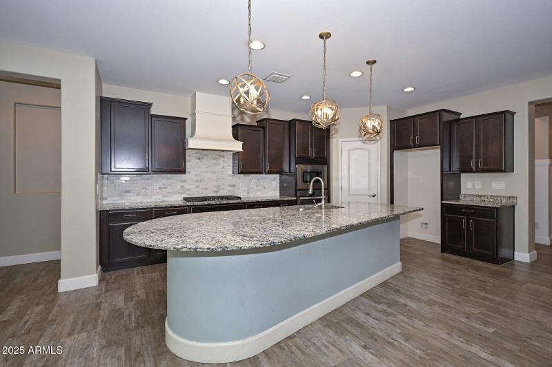 Kitchen-Island