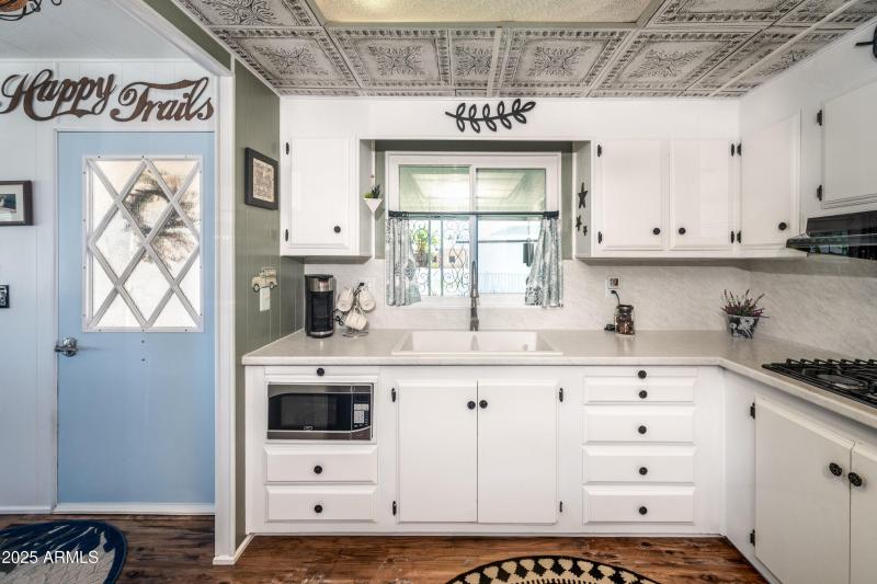 13-632-S-83rd-Way-13