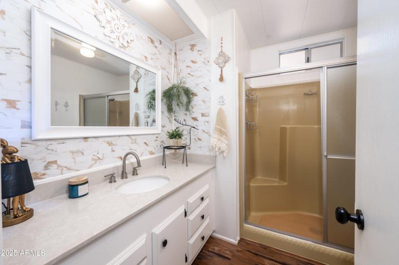 28-632-S-83rd-Way-28