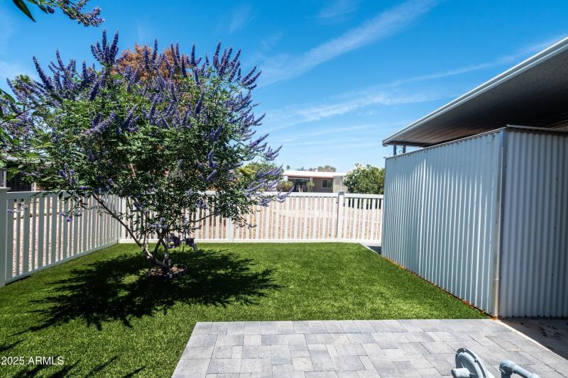 33-632-S-83rd-Way-33