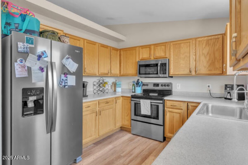 134004389325342989_134004389270697687_DS