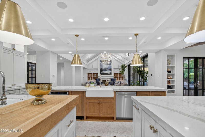 015_265_814_a4m_kitchen_pecan_904