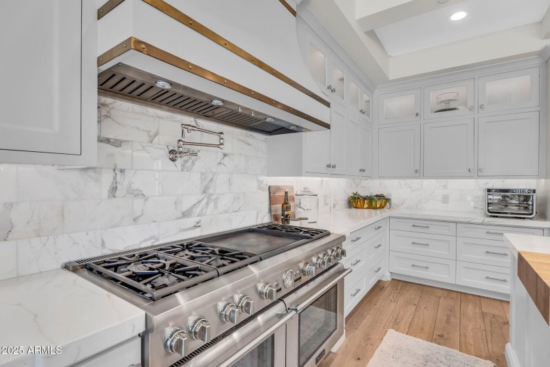 017_24-web-or-mls-21_948