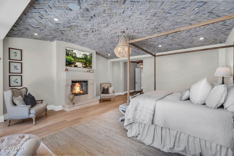 024_50-web-or-mls-34_117