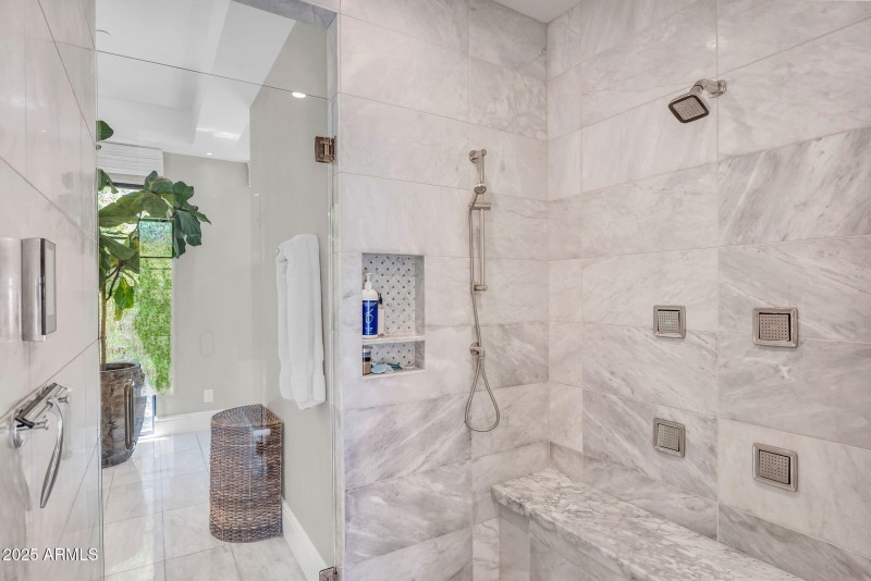 029_57-web-or-mls-43_130