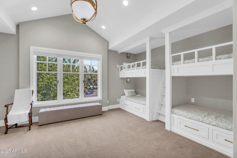 048_76-web-or-mls-73_786