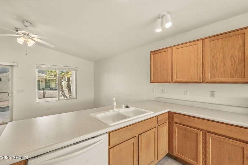 10-web-or-mls-Cherry Hills-10