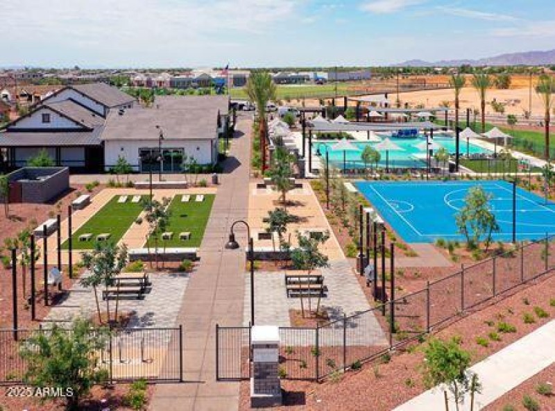 PHX_MarleyPark_Clubhouse_GamesYard1