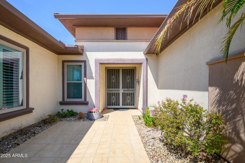 Front Dbl Door Entry