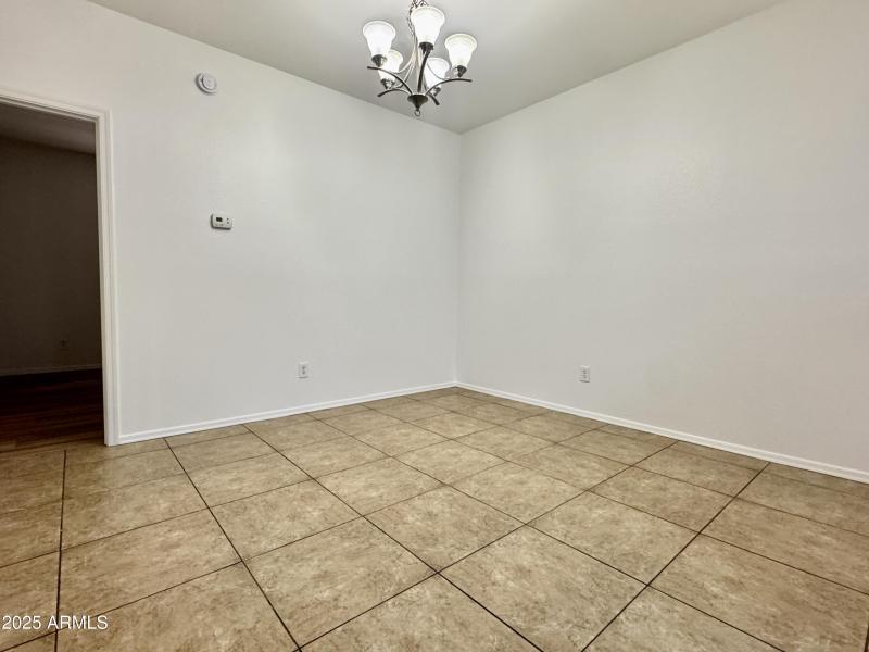 C8752693-6BB6-463F-B679-A414020C845B_1_2