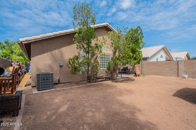 36-web-or-mls-Quartz-36