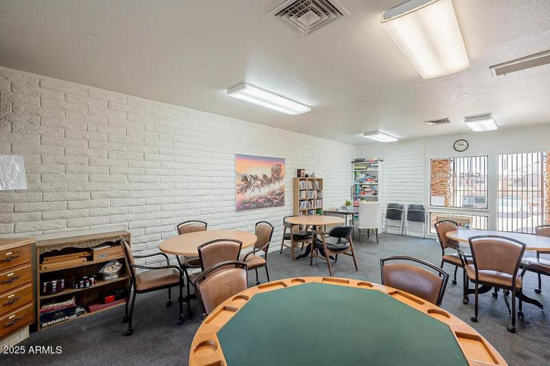 Pacific Manor Community Amenities - Club