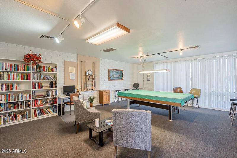 Pacific Manor Community Amenities - Club