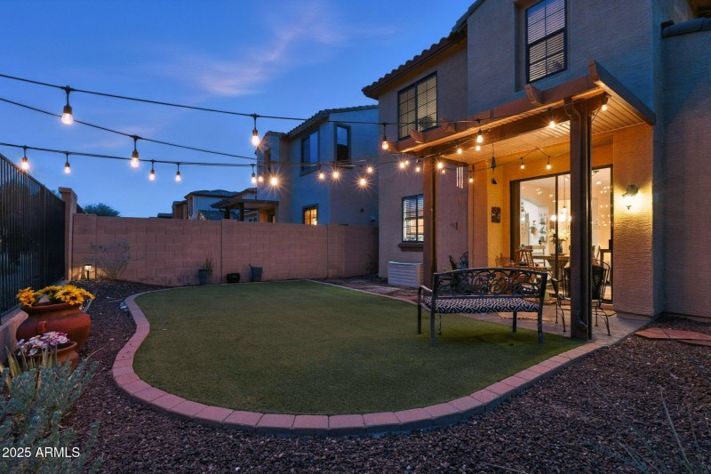 67-web-or-mls-Jake-Twilight-13