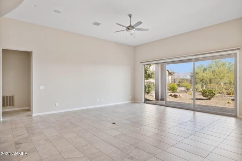 5-web-or-mls-17662-blaze-ln