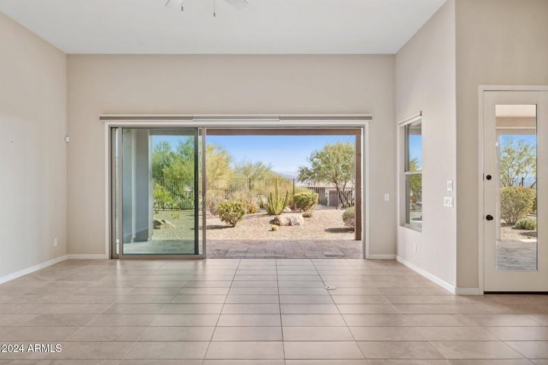 7-web-or-mls-17662-blaze-ln