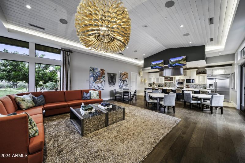 240520_TRILOGY_COMMUNITY_AC4I2209