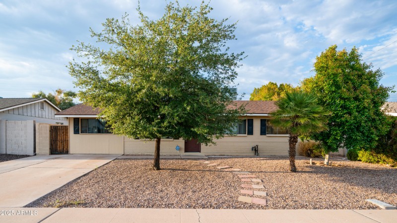 7514 E Moreland St Exterior Photos-2