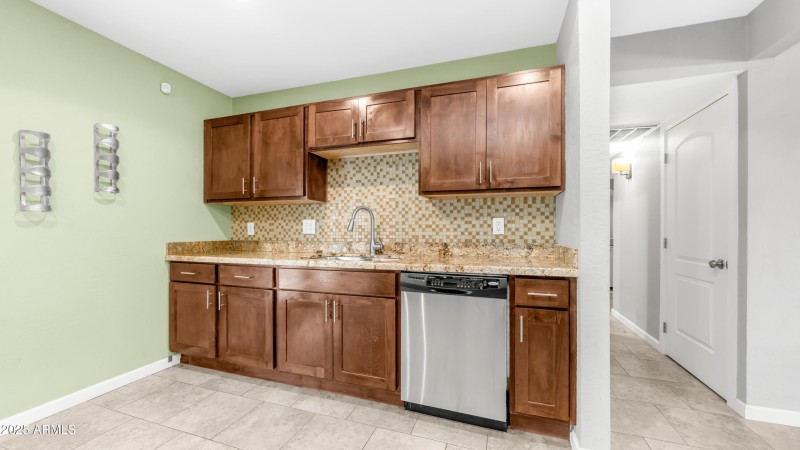 7514 E Moreland St (4)