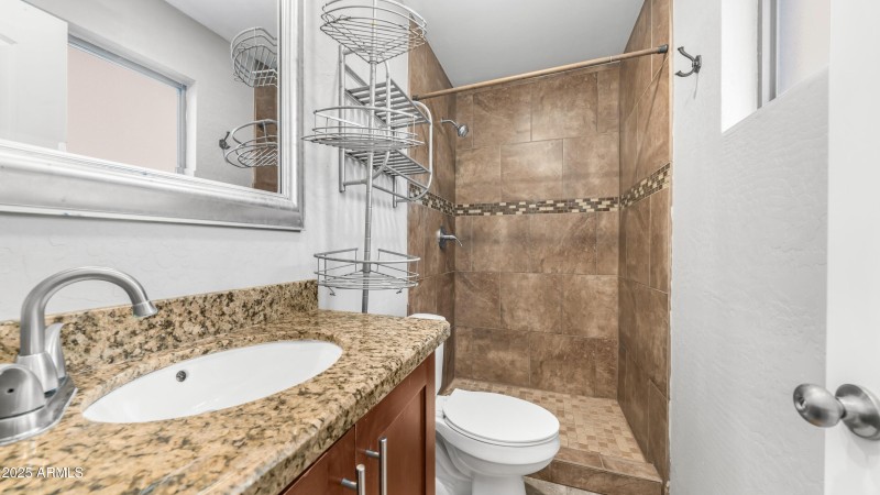 7514 E Moreland St (18)