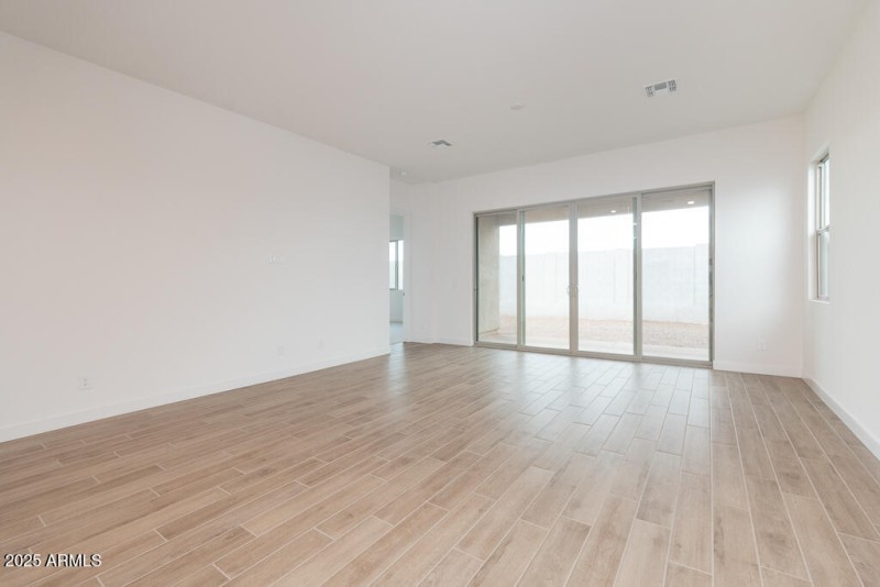 Tri Pointe Soleo 616 - Great Room and Di