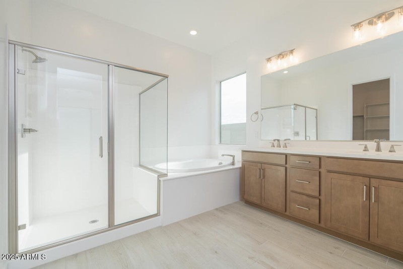 Tri Pointe Soleo 647 - Primary Bath-1MLS