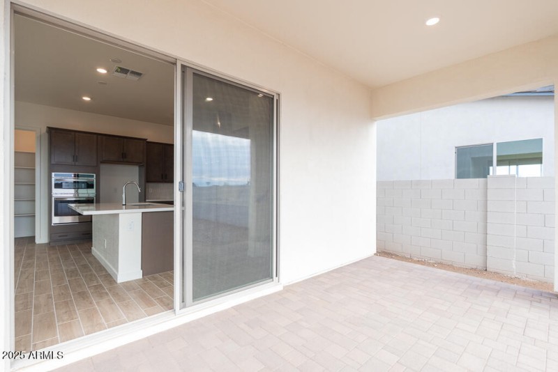 Tri Pointe Soleo 648 - Covered Outdoor L