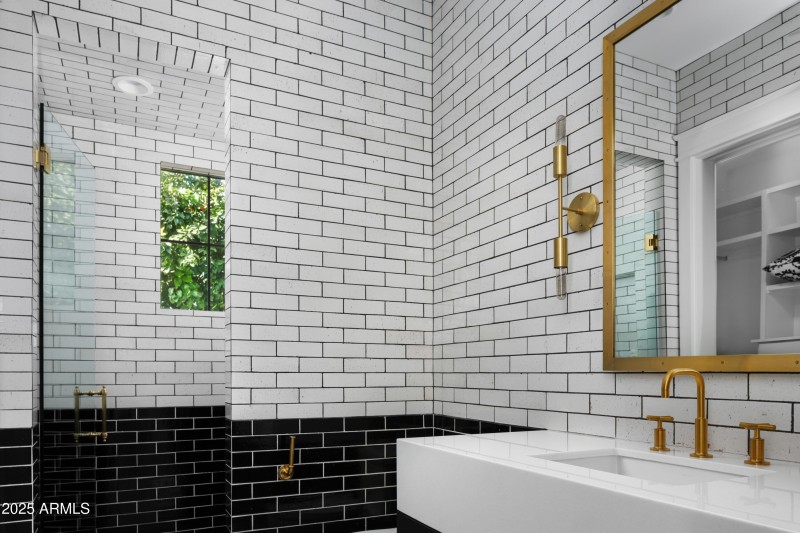 All Guest Rooms Ensuite