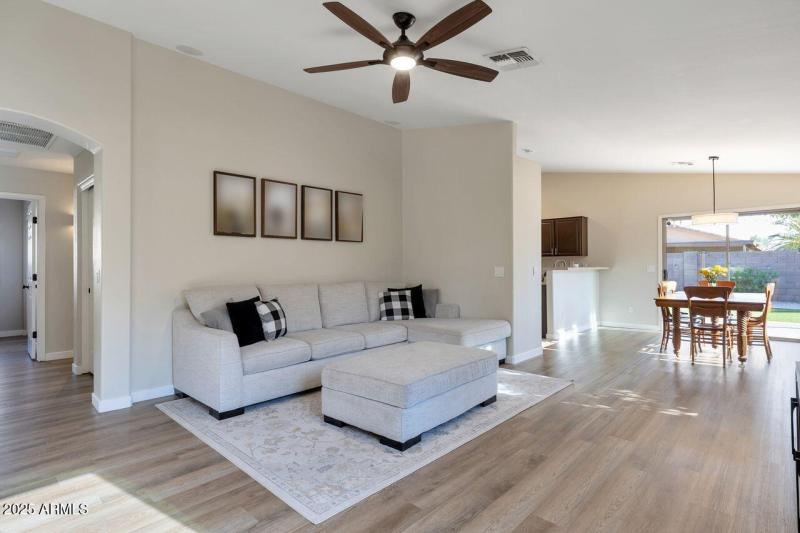 Gorgeous LV throughout