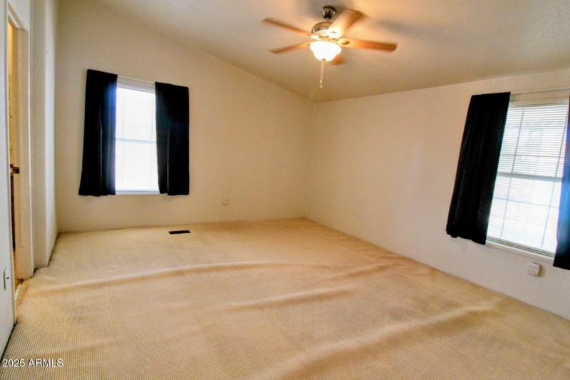 6c145edf-d6ab-48dc-b4e8-5cb498fb2431-009