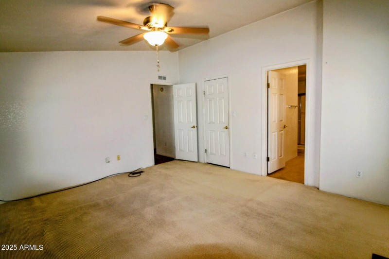 ce04cd66-d611-416b-b4d1-930b465689c1-4c5