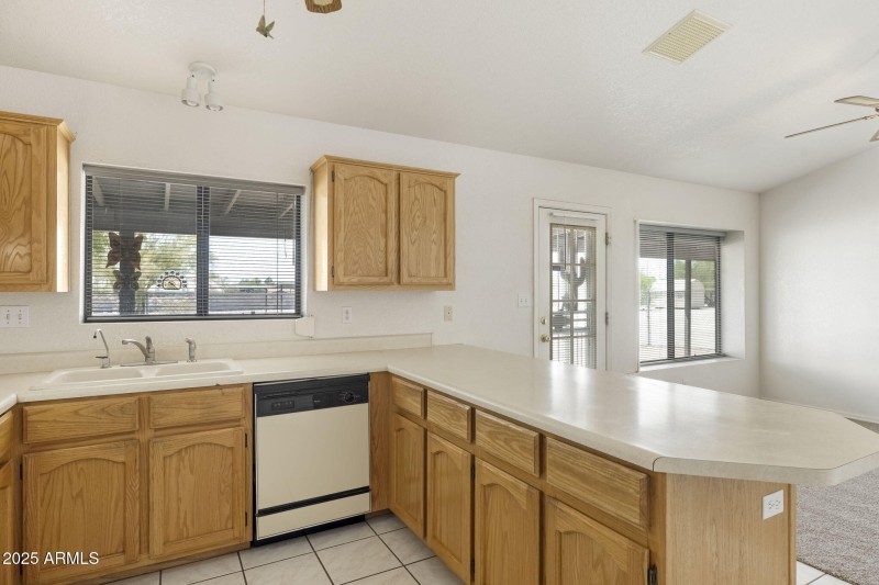 22825 W Hilton Ave Buckeye - 280