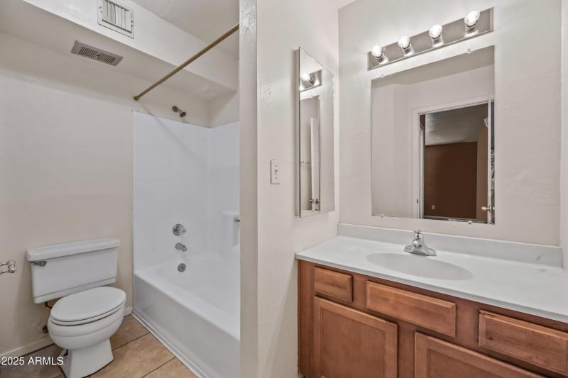 15-16602N25S114-ocupix