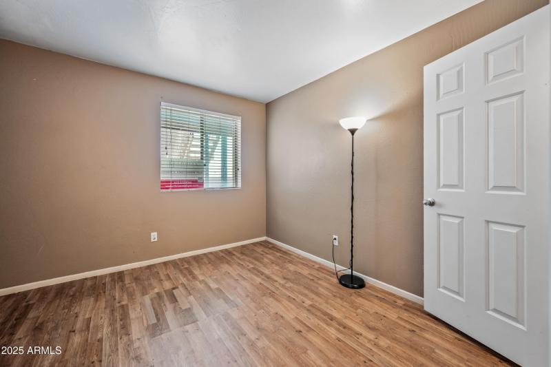 18-16602N25S114-ocupix