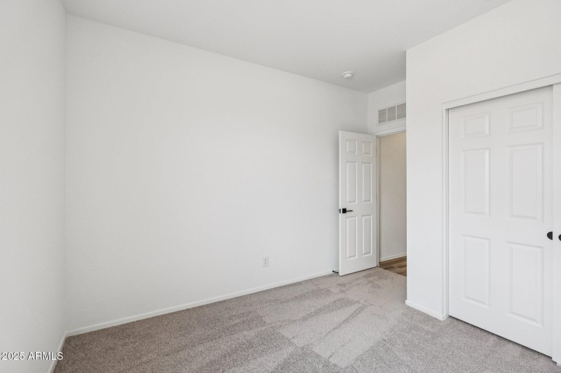 20-web-or-mls-W Cansados Rd-S2408-020