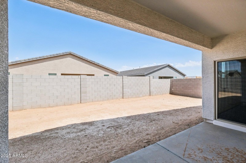 27-web-or-mls-W Cansados Rd-S2408-027