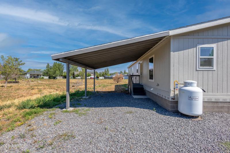 Covered Parking or Patio