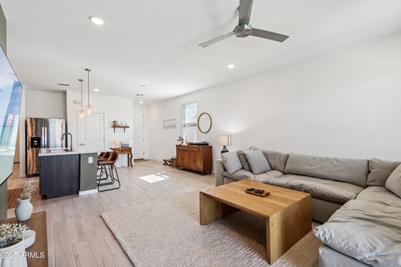 8-print-W-Hillman-Dr-S1808-008-scaled