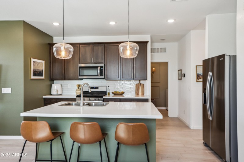 14-print-W-Hillman-Dr-S1808-014-scaled