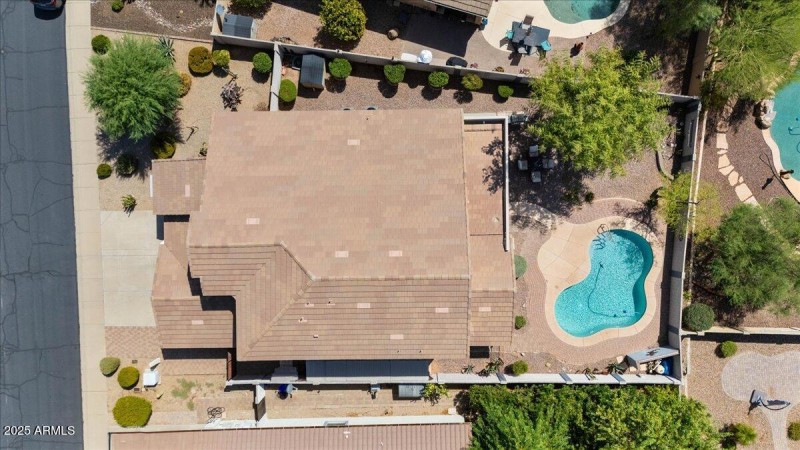 10-DJI_20250823104855_0179_D