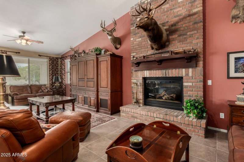 Great Room w/ Fireplace