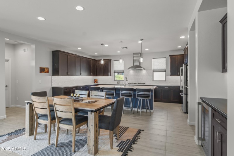 3399 Phantom St00036