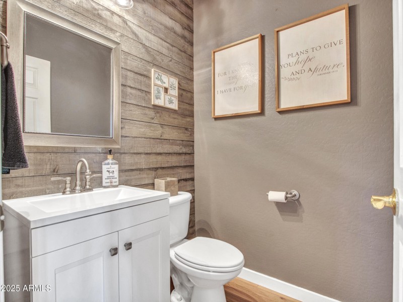 03-Powder-room