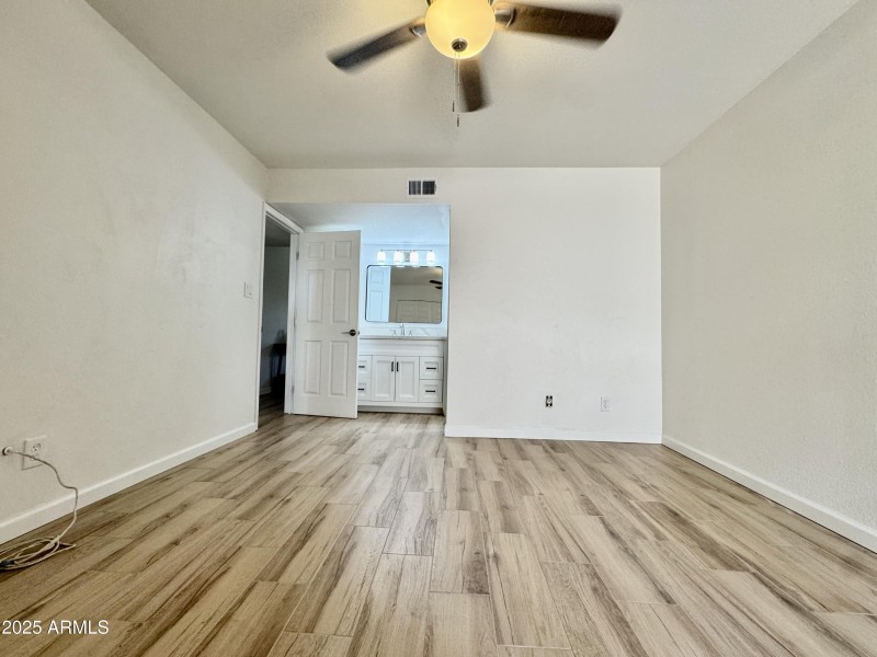 Primary Bedroom/Bath