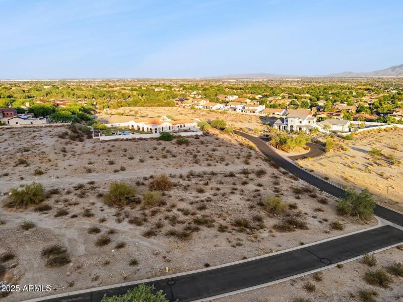 11-web-or-mls-3249-w-highlands-dr