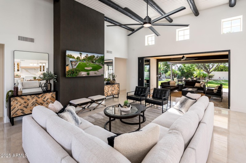 4841 W Avenida del rey - Web-15